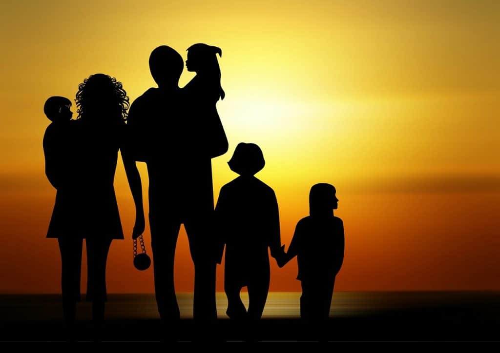 family, children, sunset-730320.jpg